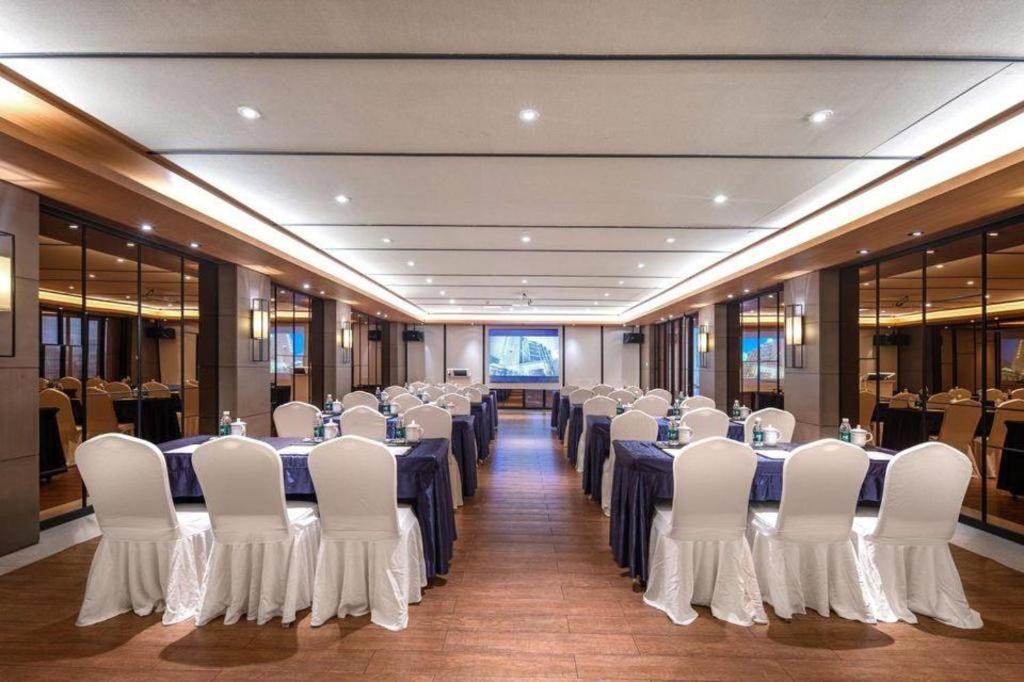 Huana Hotel Minhang Shanghai Esterno foto
