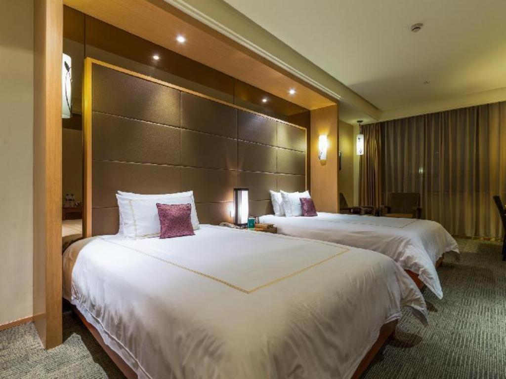 Huana Hotel Minhang Shanghai Esterno foto