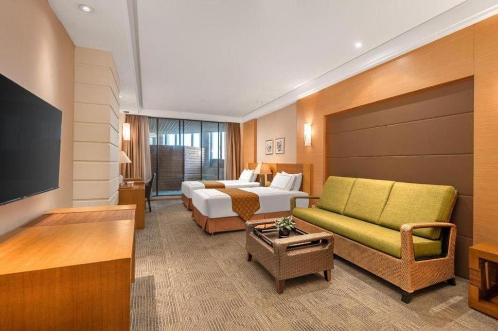 Huana Hotel Minhang Shanghai Esterno foto